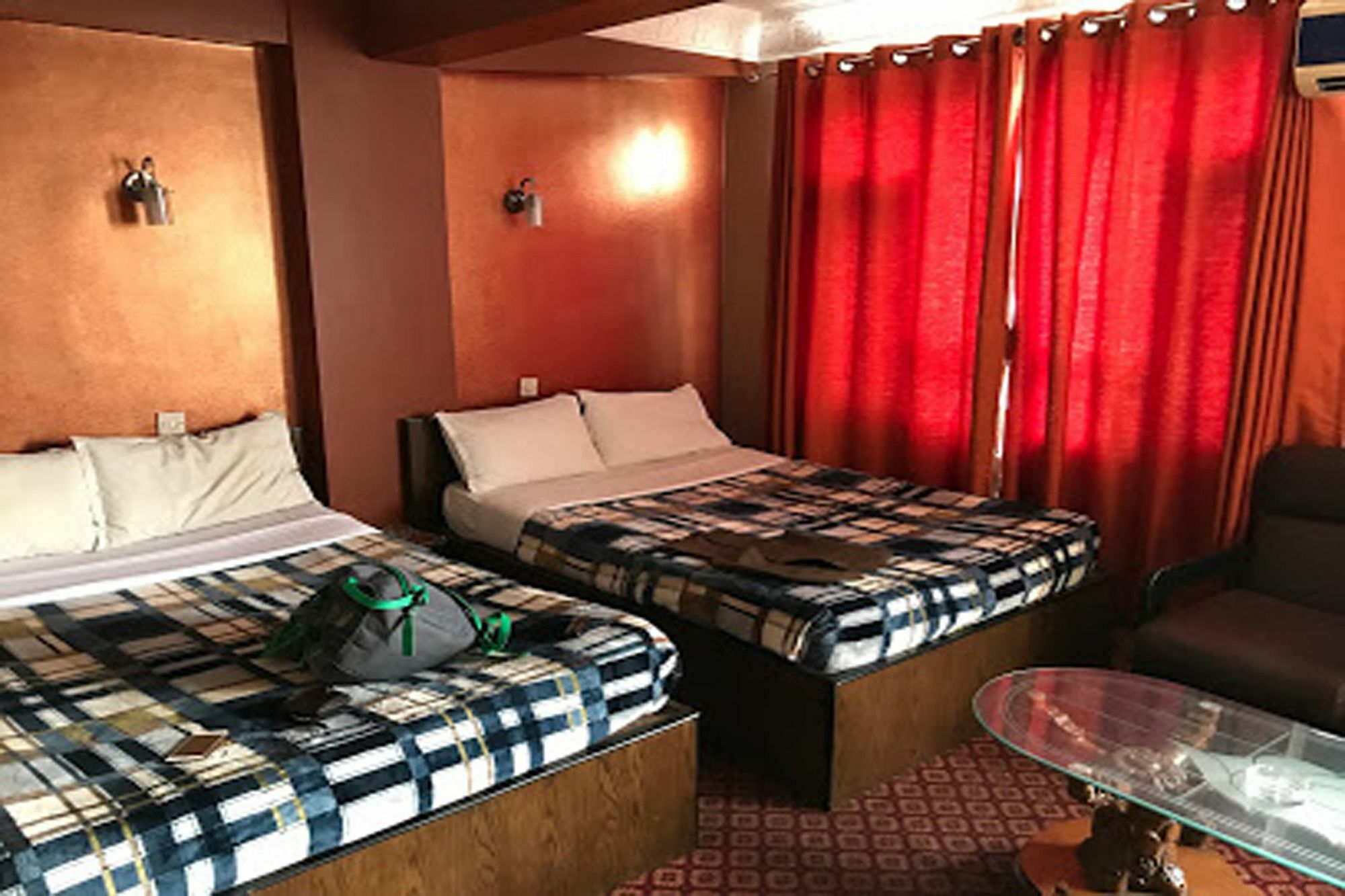 Tirupati Holiday Inn Katmandu Eksteriør billede